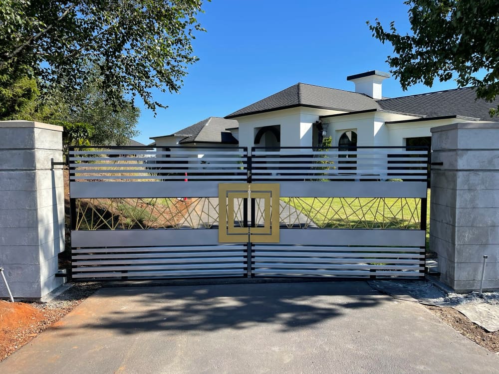 Gates & Fencing