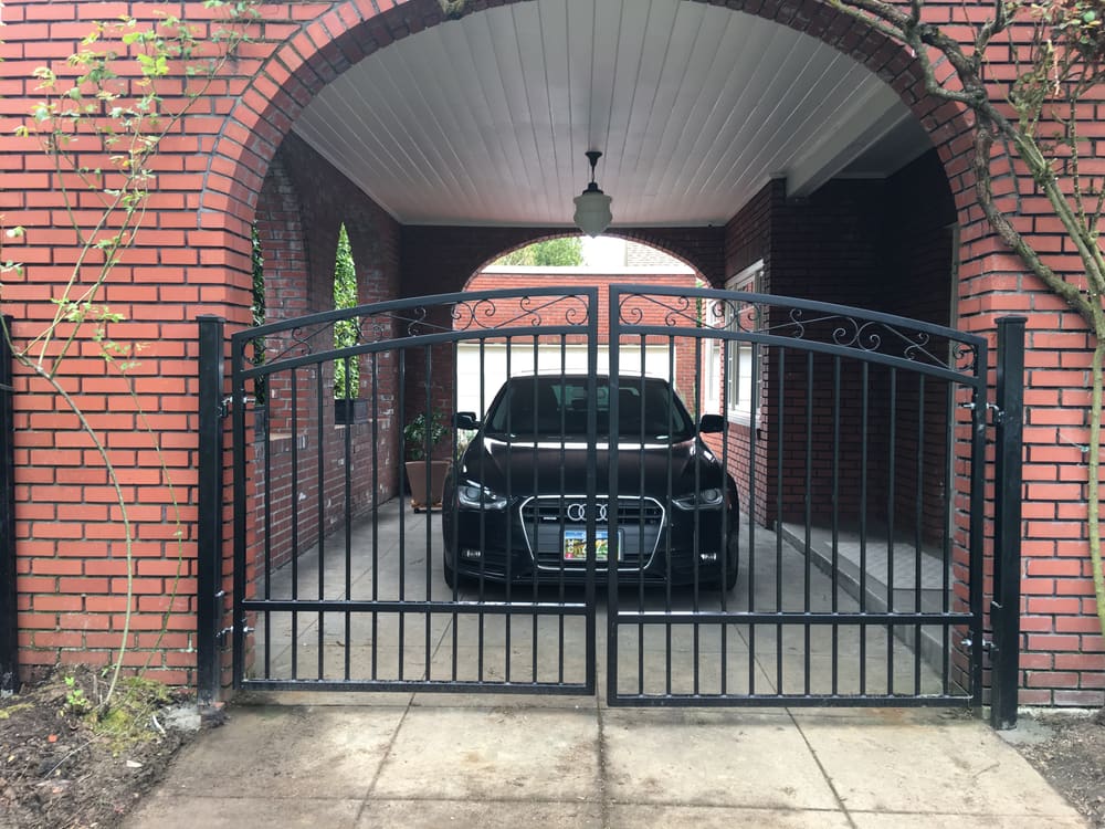 Gates & Fencing