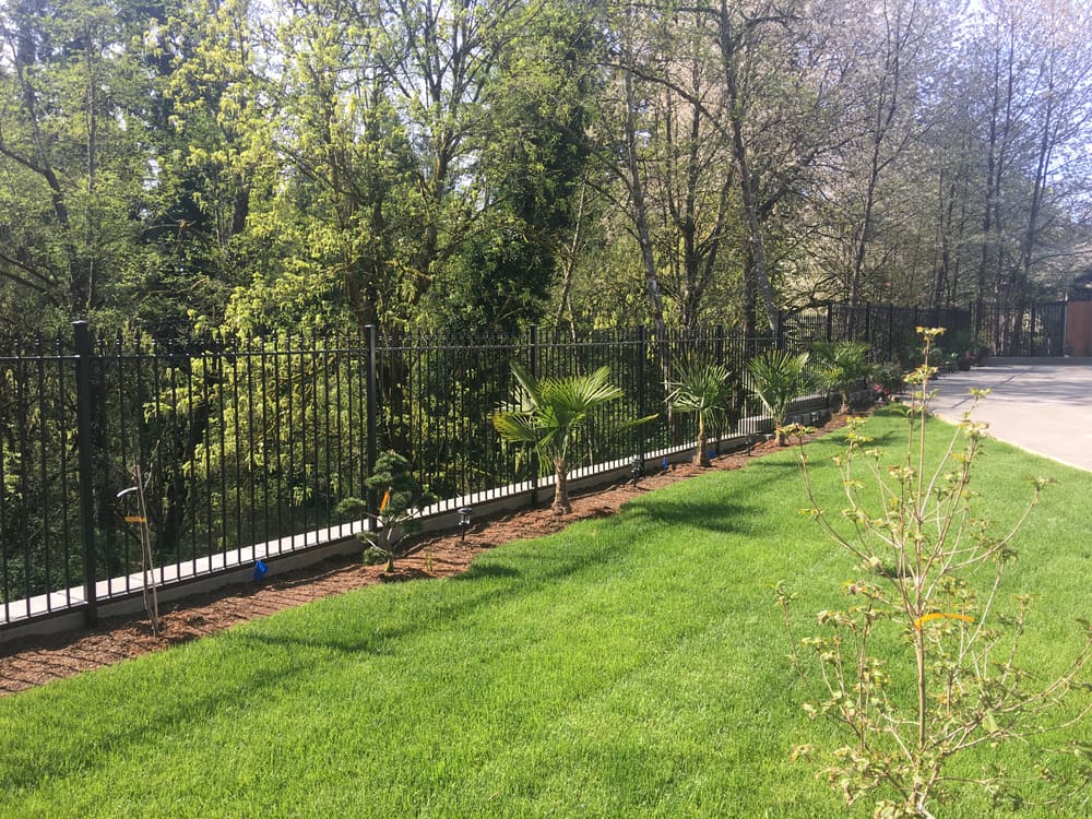 Gates & Fencing