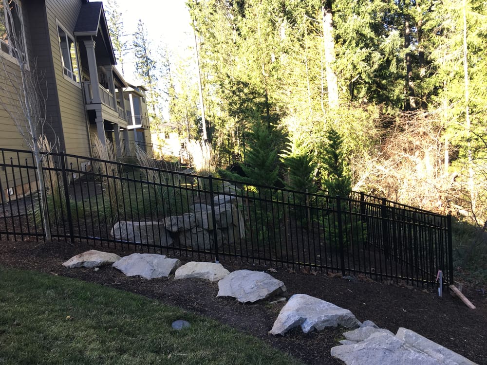 Gates & Fencing